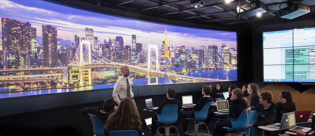 Aula Escolar Global Learning Studio: Colegio Nueva Granada